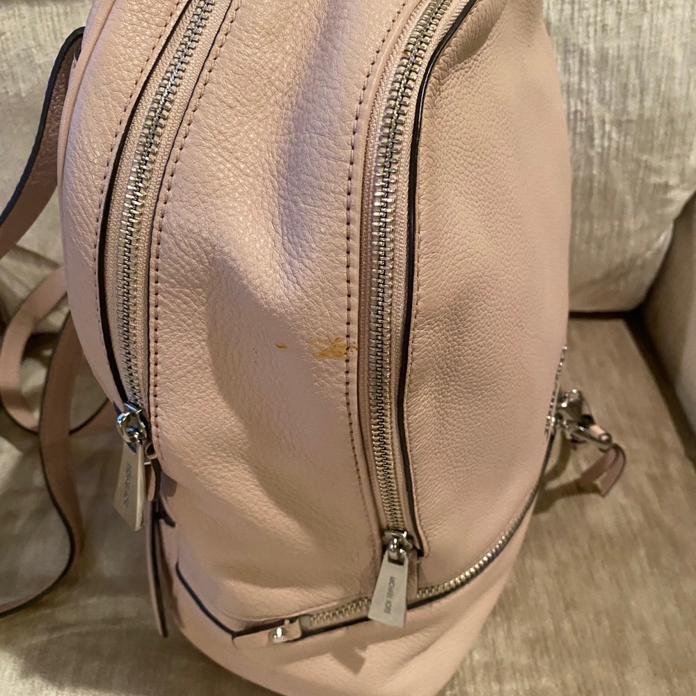 Michael Kors backpack - Picture 10 of 16